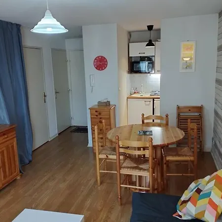 Apartament Hyper Centre 5 Pers *